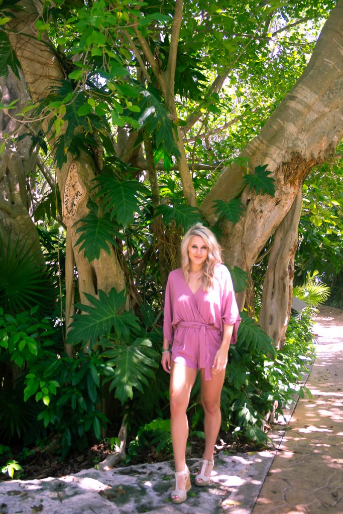 chasing-chelsea-chelsea-adams-blog-womens-fashion-summer-outfits--pink-romper-3 (1 of 1)