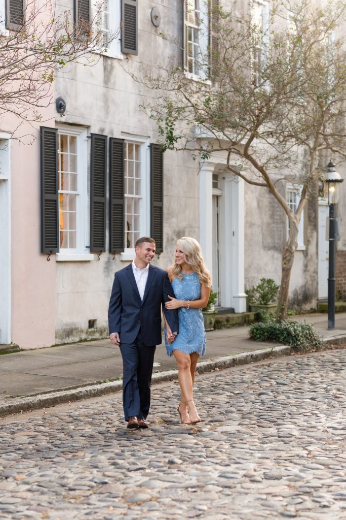 downtown-charleston-engagement-session
