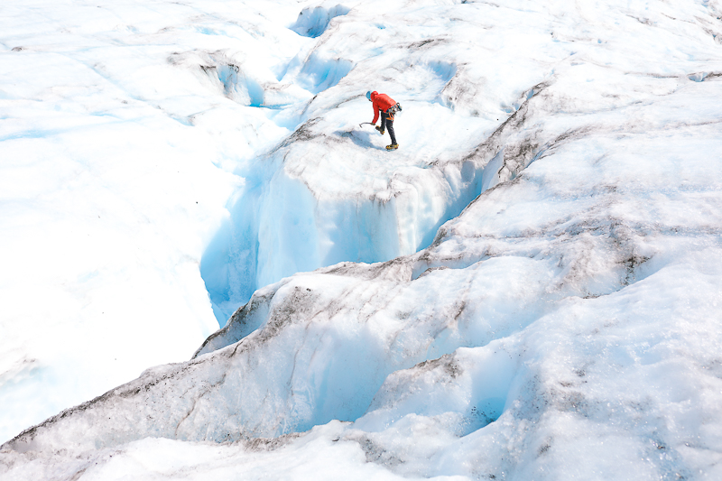 ascending-path-spencer-glacier-alaska-helicopter-tour-girdwood-chelsea-adams-benny-lieb-alpine-climber