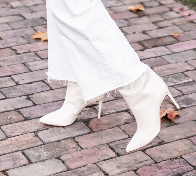 chelsea-adams-asheville-nc-blogger-biltmore-estate-christmas-neutral-fall-outfit-womens-winter-outfit-white-culotte-pants-maryana-boots-schutz