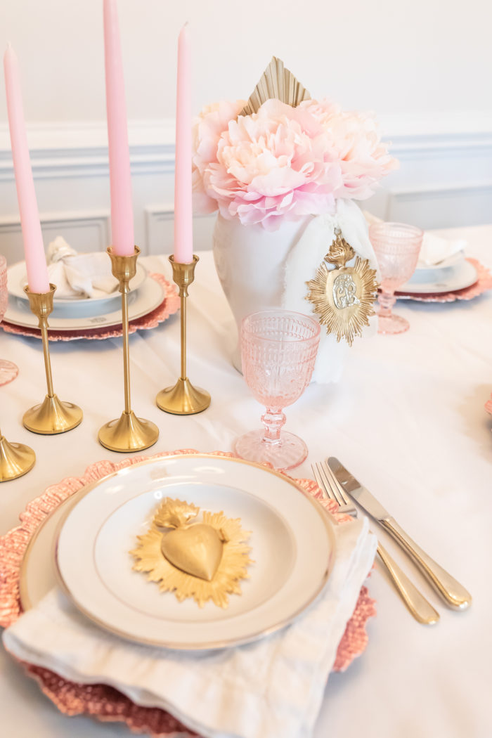 Stunning Valentine’s Day Tablescape on a Budget!