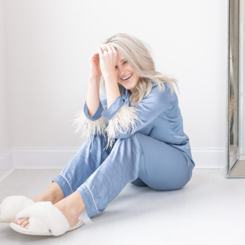 french-blue-feather-pajamas-chelsea-adams-etsy-thebridesbabesinc-bride-feather-pjs